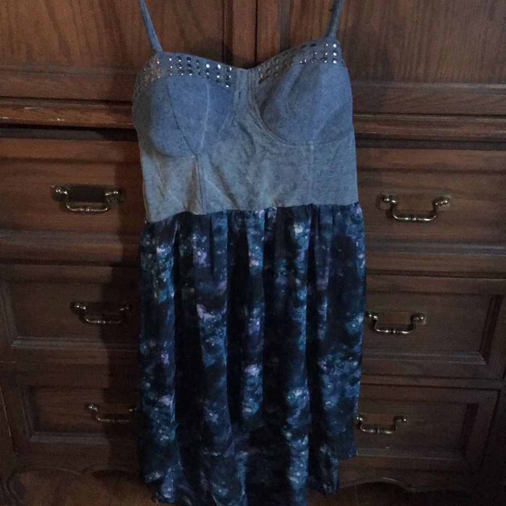 High low , bustier dress